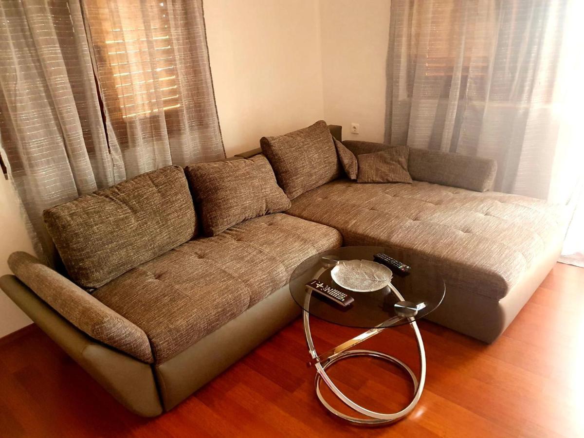 Apartmani Desnica Kruševo Exterior foto